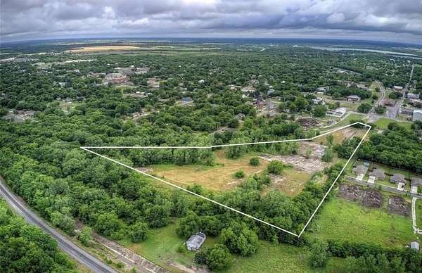 8.47 Acres of Land for Sale in Greenville, Texas