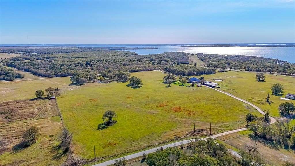 13.5 Acres of Recreational & Residential Land for Sale in Kerens, Texas