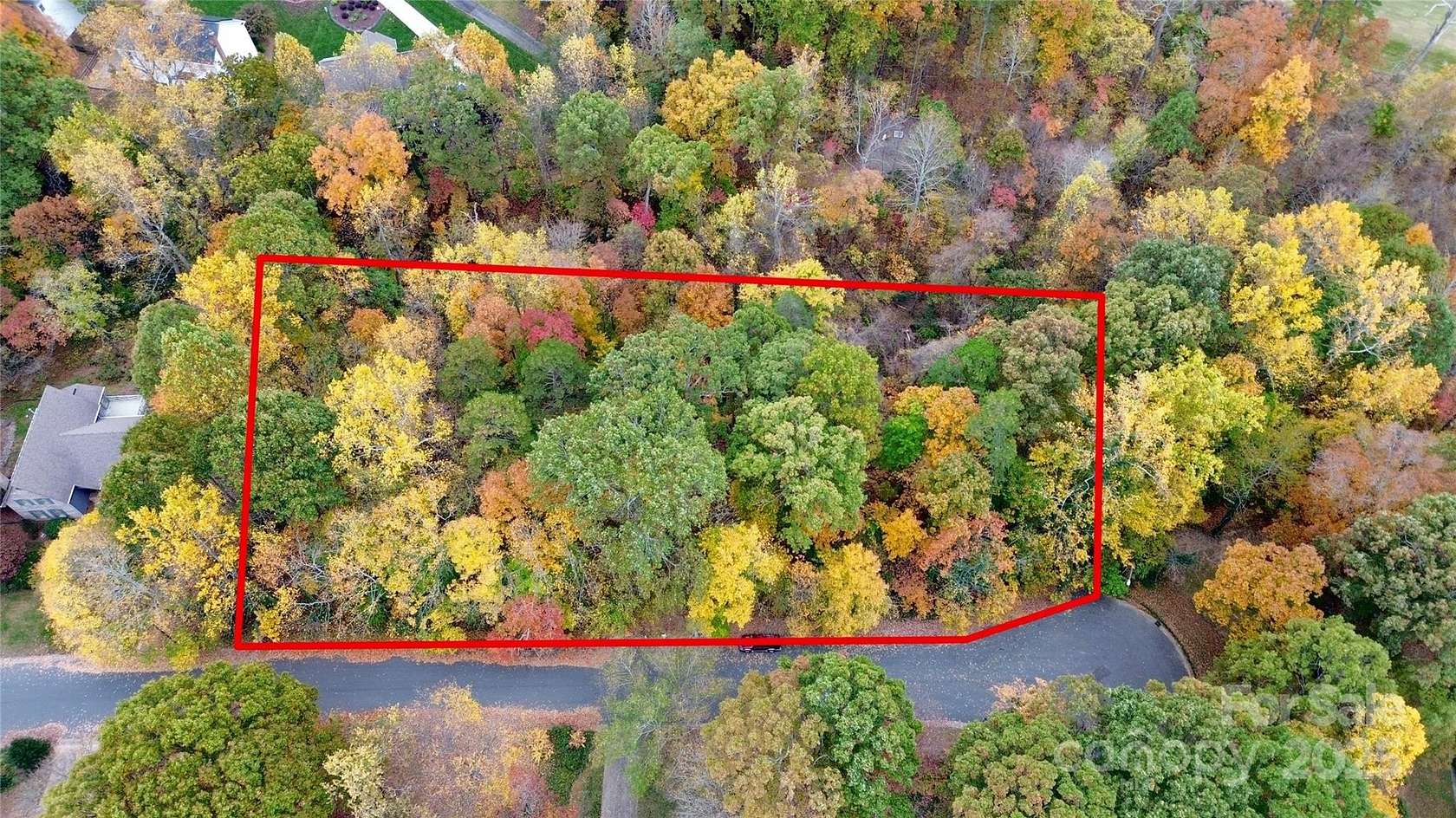 1 Acre of Residential Land for Sale in Mooresville, North Carolina