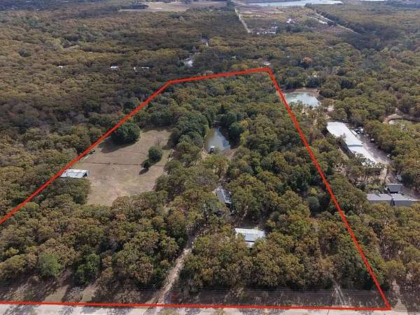 14 Acres of Land with Home for Sale in Terrell, Texas