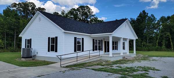 4.5 Acres of Improved Commercial Land for Sale in Dillon, South Carolina