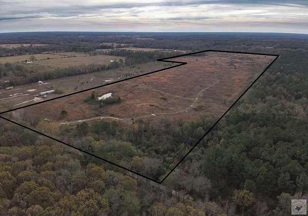 94.8 Acres of Recreational Land & Farm for Sale in Avery, Texas