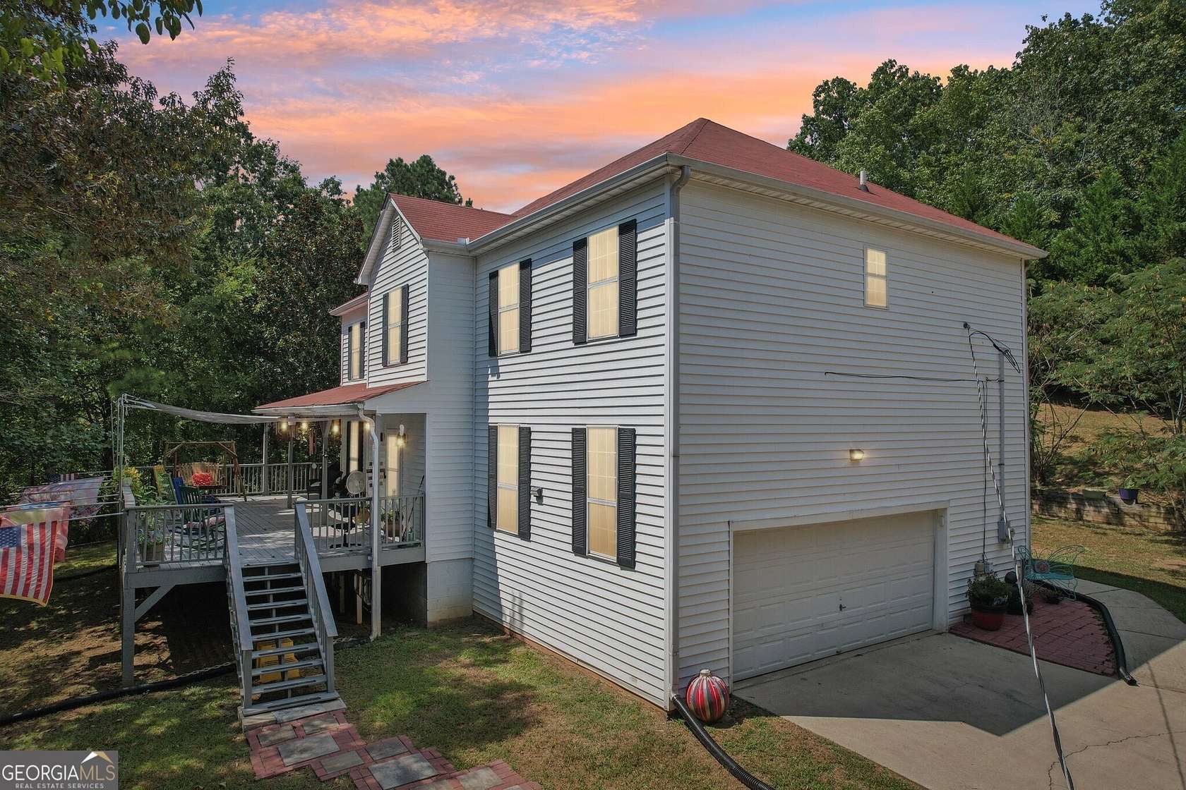 2.33 Acres of Residential Land with Home for Sale in Dallas, Georgia