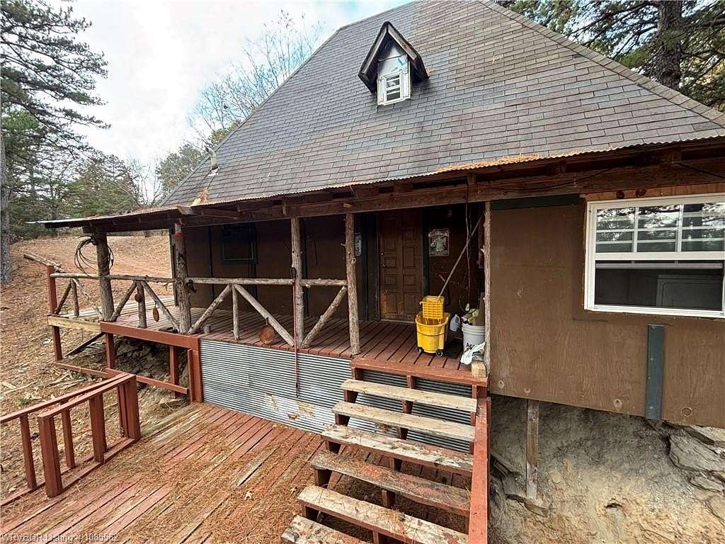 10 Acres of Residential Land with Home for Sale in Red Oak, Oklahoma