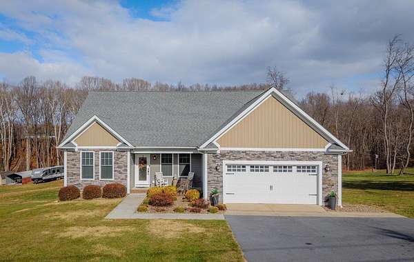 2.66 Acres of Residential Land with Home for Sale in Grottoes, Virginia