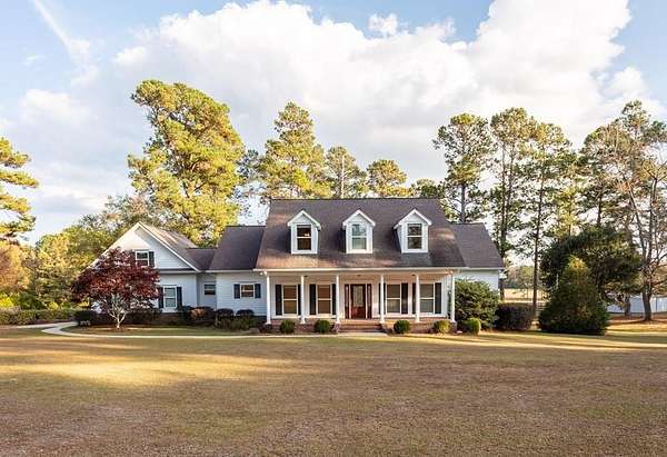 4.14 Acres of Residential Land with Home for Sale in Thomasville, Georgia
