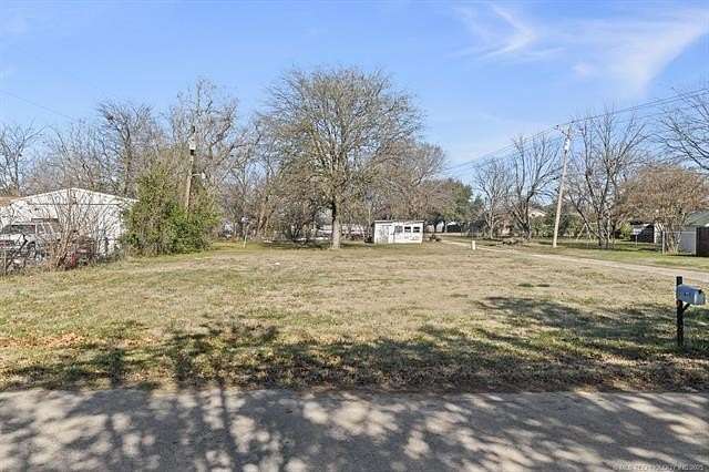 0.34 Acres of Residential Land for Sale in Marietta, Oklahoma