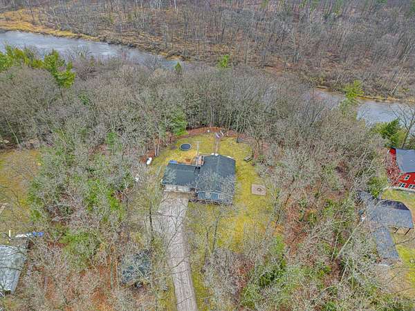 4.32 Acres of Residential Land with Home for Sale in Newaygo, Michigan