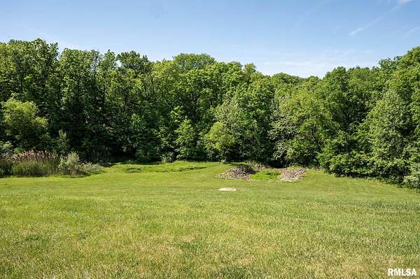 4.89 Acres of Residential Land for Sale in Glasford, Illinois
