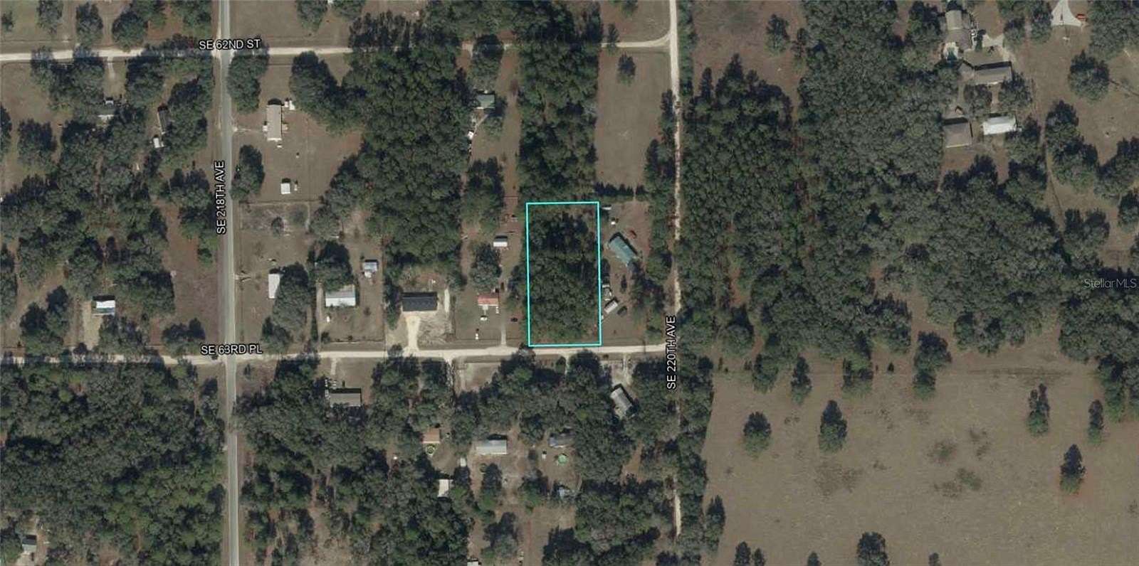1.25 Acres of Land for Sale in Morriston, Florida