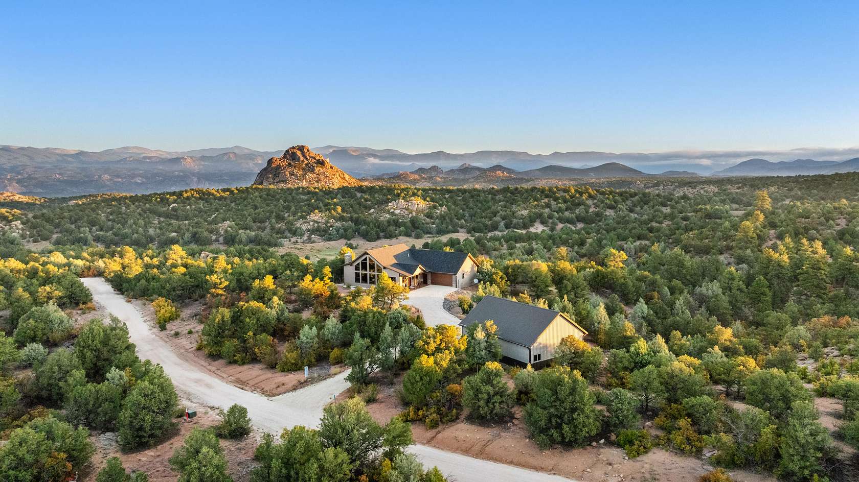 35 Acres of Land with Home for Sale in Cotopaxi, Colorado