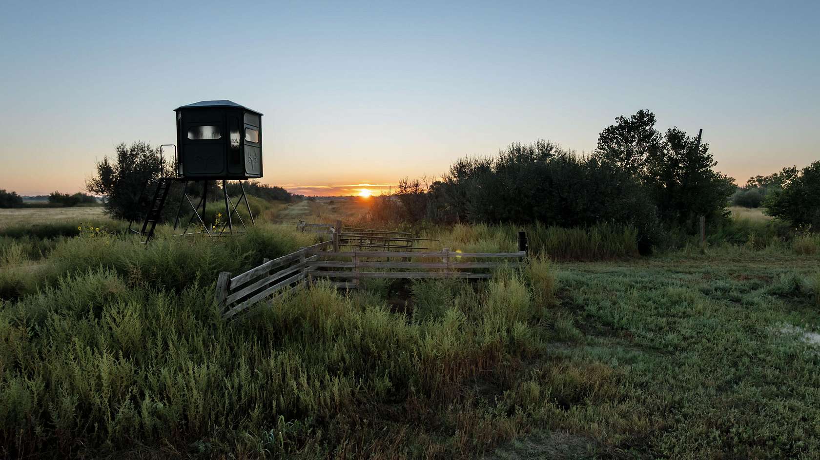 2,336 Acres of Land with Home for Sale in Las Animas, Colorado