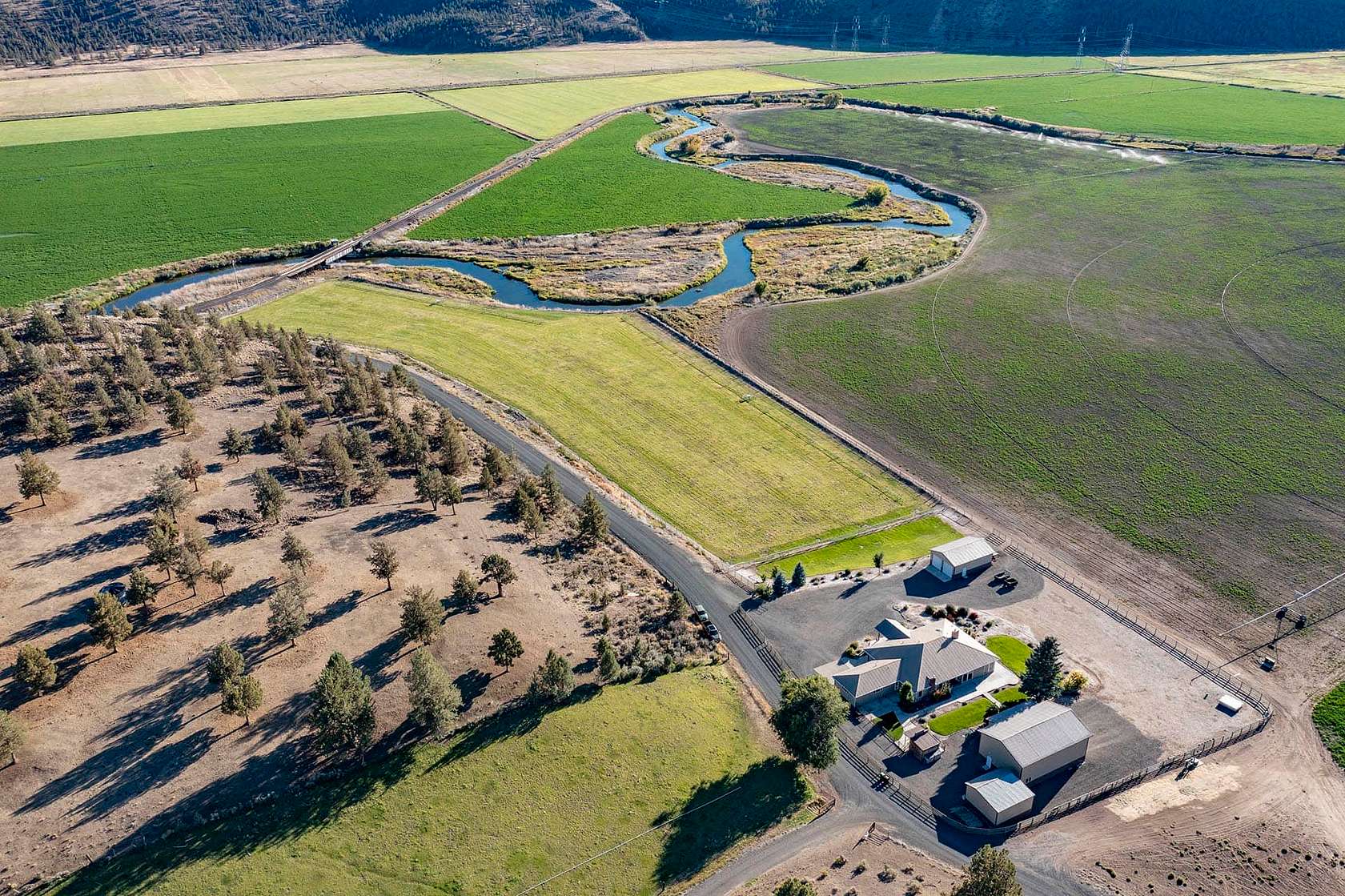 830 Acres of Land for Sale in Prineville, Oregon