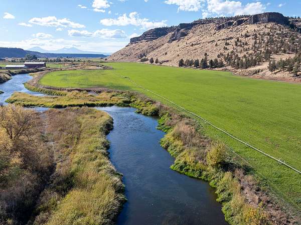 824 Acres of Land for Sale in Prineville, Oregon