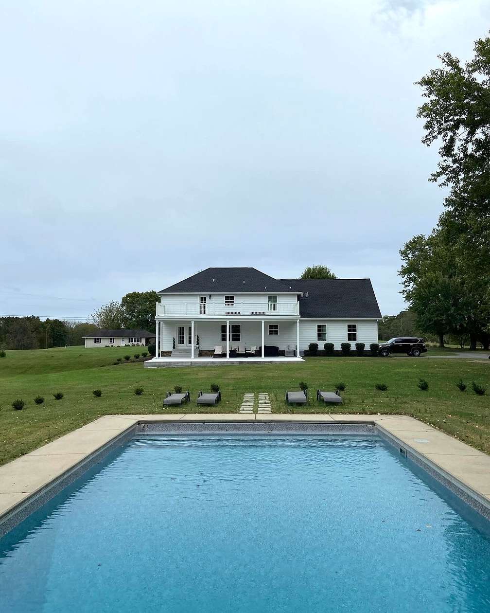 2.17 Acres of Residential Land with Home for Sale in Lafayette, Tennessee