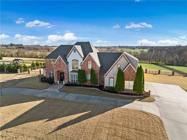 2 Acres of Land with Home for Sale in Springdale, Arkansas