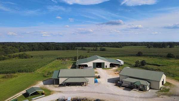 9.53 Acres of Land for Auction in Big Clifty, Kentucky