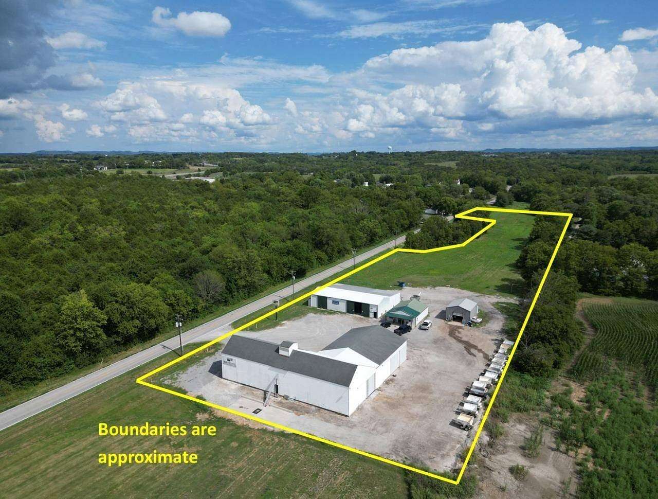 4.69 Acres of Mixed-Use Land for Auction in Stanford, Kentucky