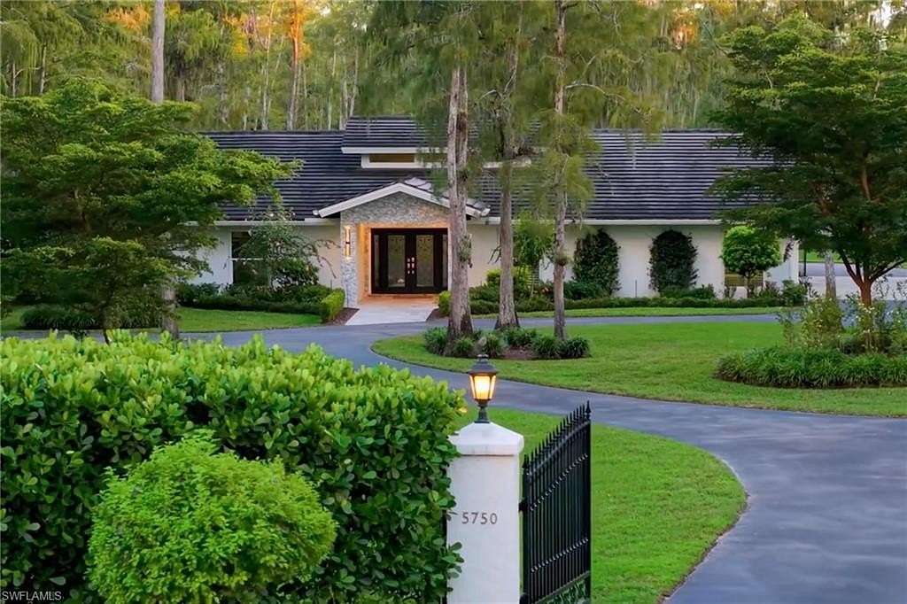 2.27 Acres of Residential Land with Home for Sale in Naples, Florida