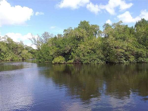 0.75 Acres of Land for Sale in Naples, Florida