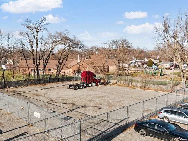 Land for Sale in Crest Hill, Illinois