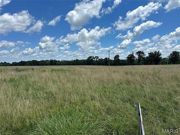 33 Acres of Agricultural Land for Sale in Owensville, Missouri