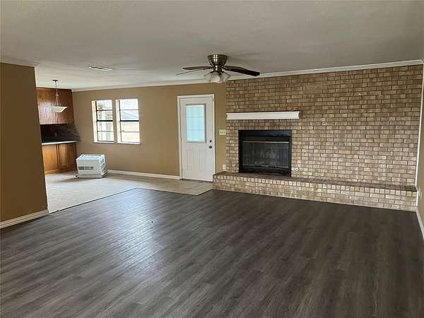 10.5 Acres of Land with Home for Lease in Farmersville, Texas