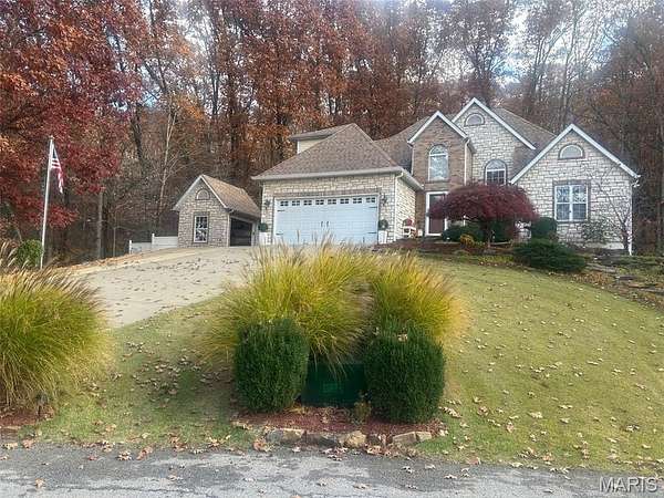 2.13 Acres of Residential Land with Home for Sale in Hermann, Missouri