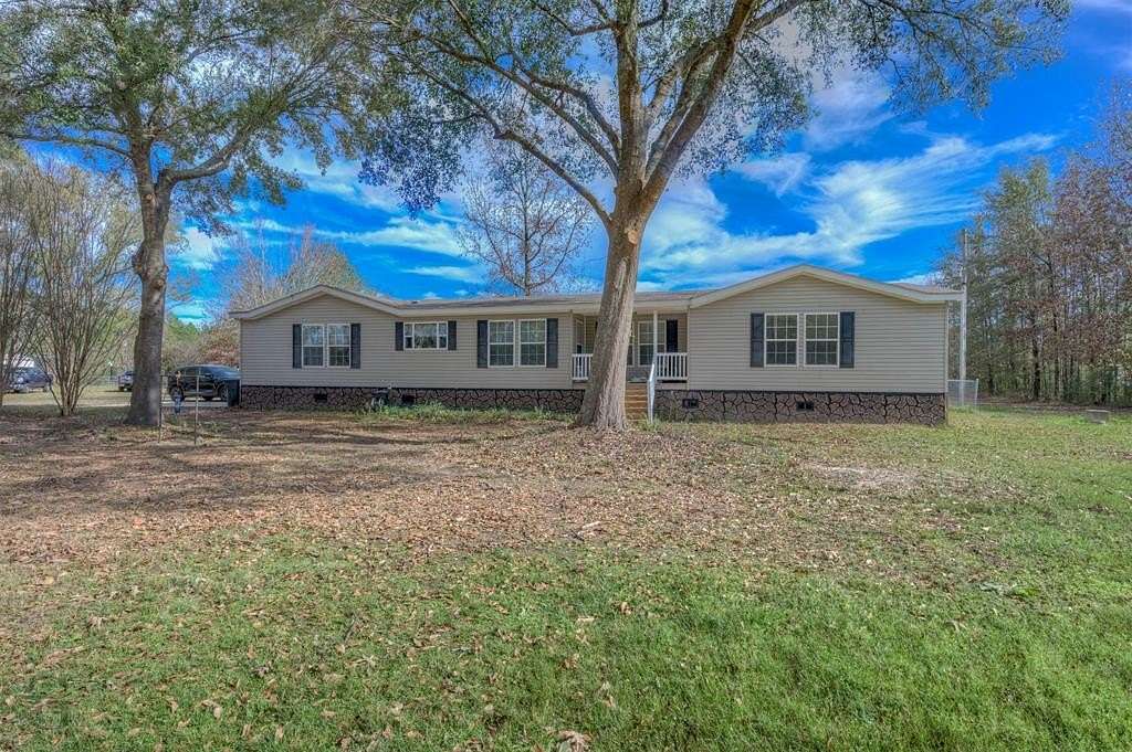 2 Acres of Residential Land with Home for Sale in Keithville, Louisiana