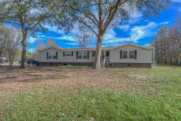 2 Acres of Residential Land with Home for Sale in Keithville, Louisiana