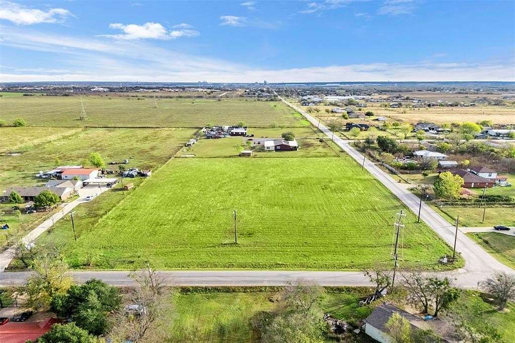 3.5 Acres of Land for Sale in Venus, Texas