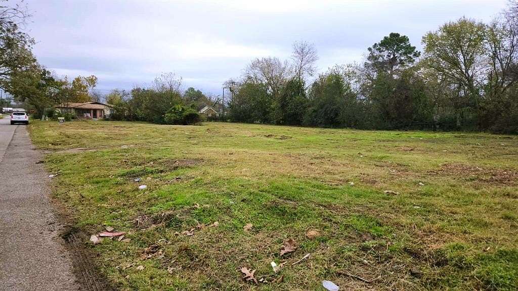 0.52 Acres of Land for Sale in Terrell, Texas