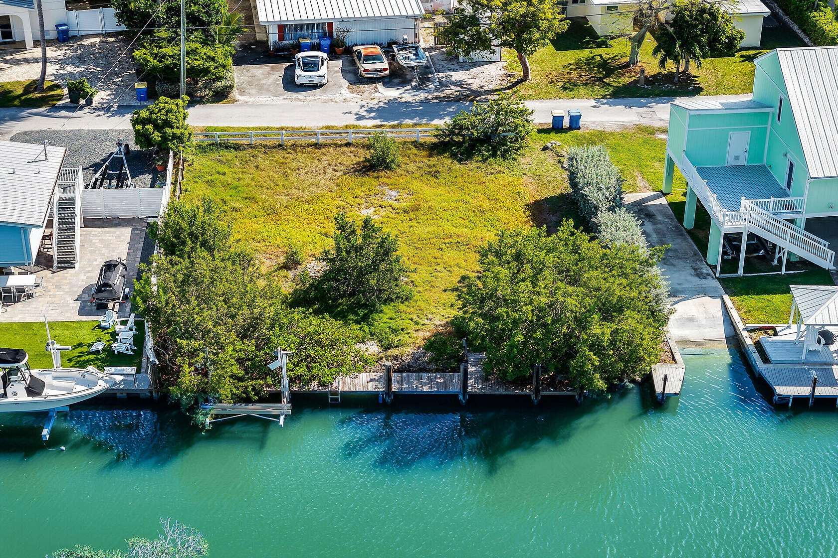 Residential Land for Sale in Lower Matecumbe Key, Florida