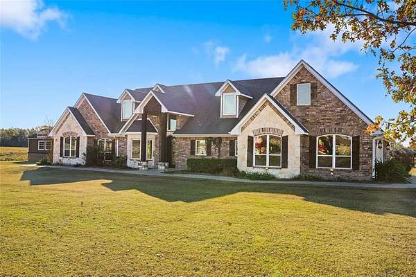 2 Acres of Residential Land with Home for Sale in Sulphur Springs, Texas