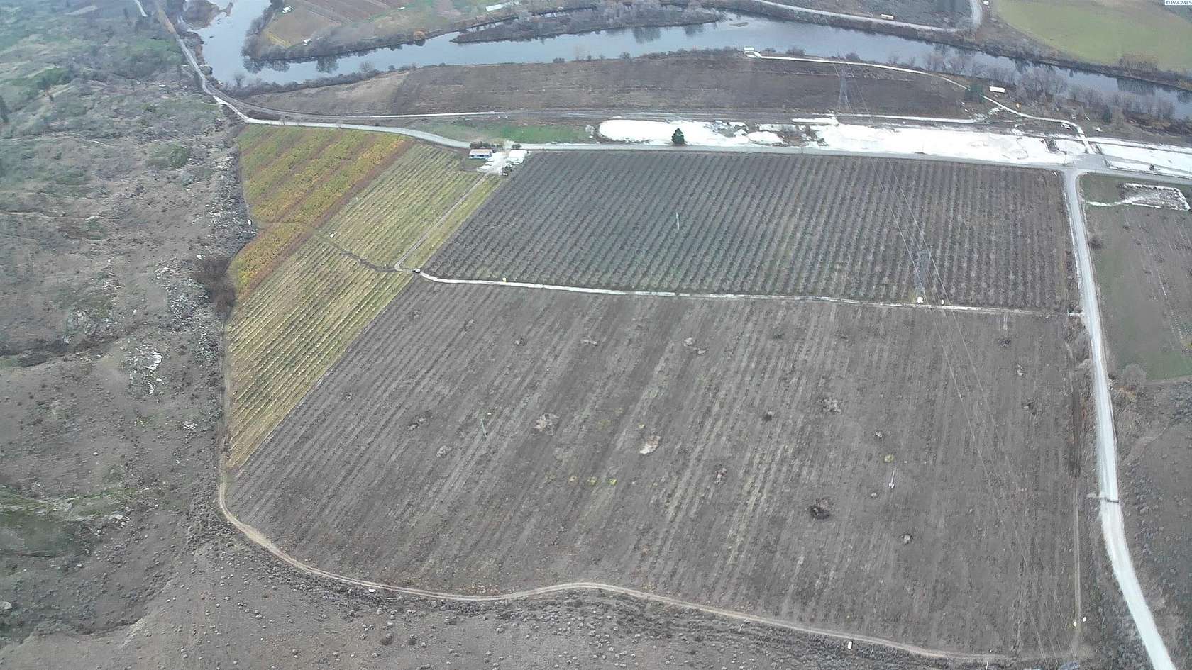 93.5 Acres of Agricultural Land for Sale in Tonasket, Washington