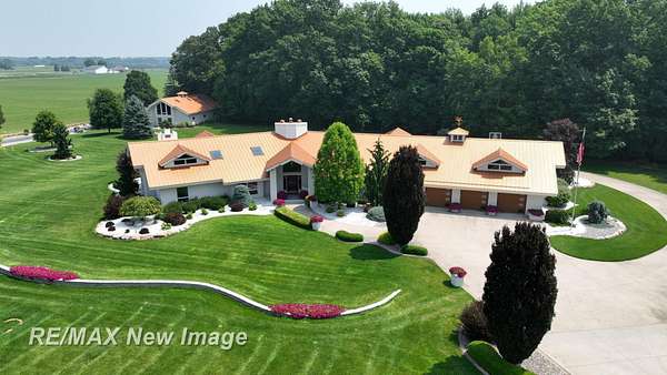 5 Acres of Residential Land with Home for Sale in Saginaw, Michigan