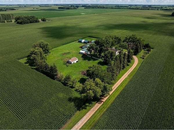 3.7 Acres of Improved Mixed-Use Land for Sale in Manyaska Township, Minnesota