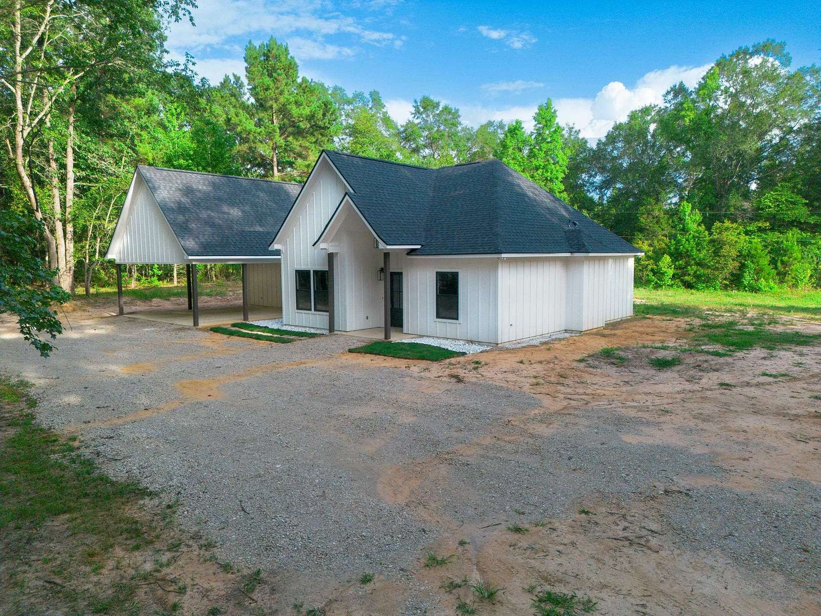 9.59 Acres of Residential Land with Home for Sale in Harleton, Texas