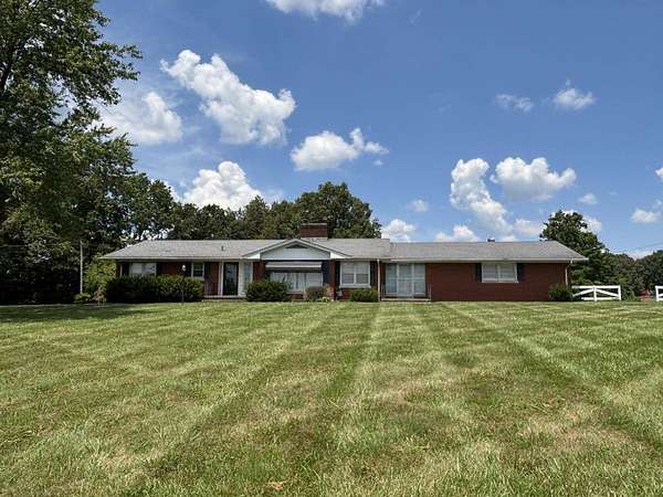 4 Acres of Improved Mixed-Use Land for Auction in Vine Grove, Kentucky