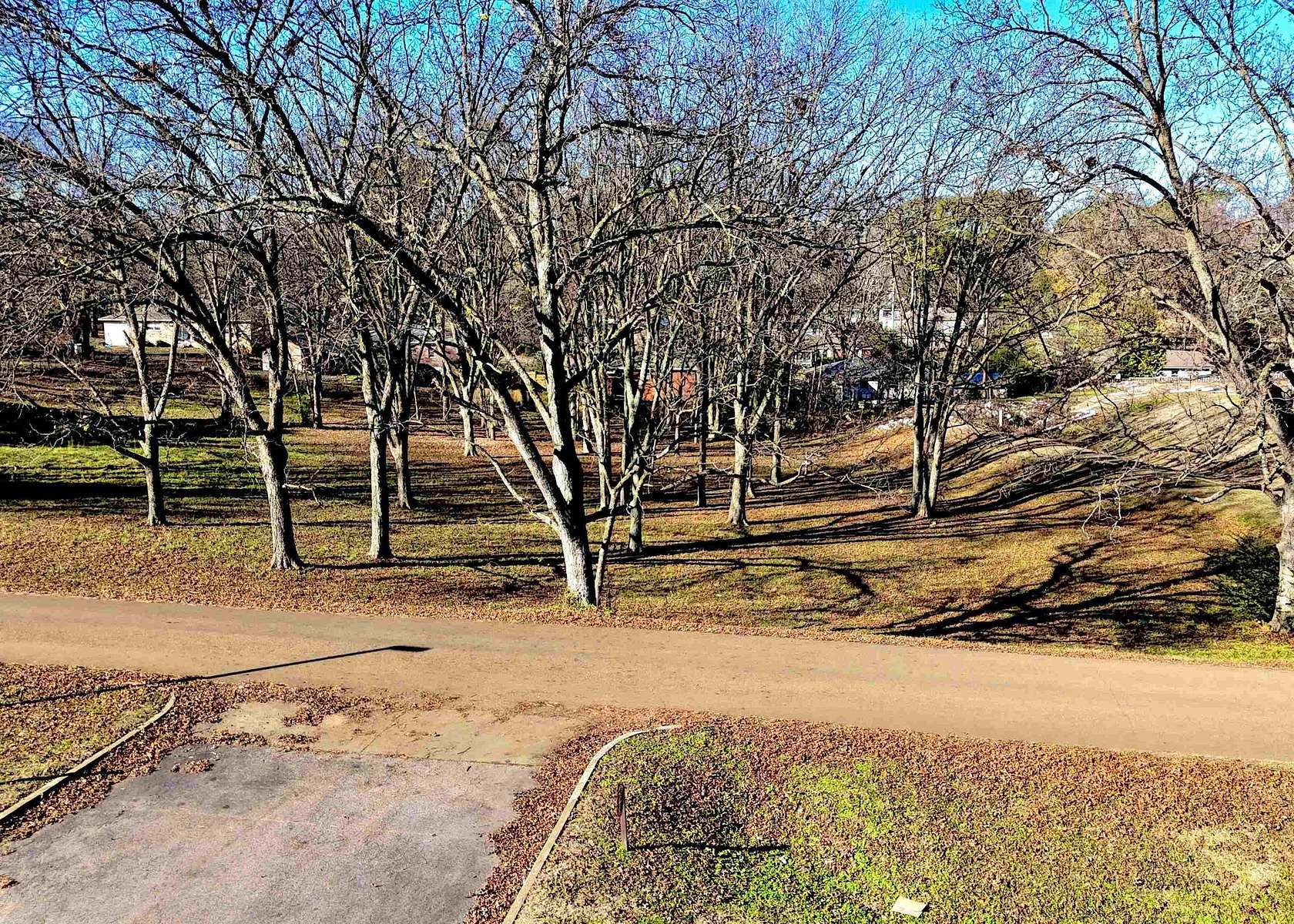 1.13 Acres of Residential Land for Sale in Munford, Tennessee