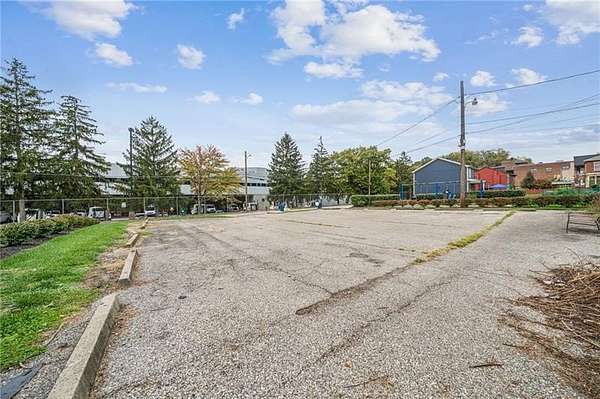 0.11 Acres of Residential Land for Sale in Pittsburgh, Pennsylvania