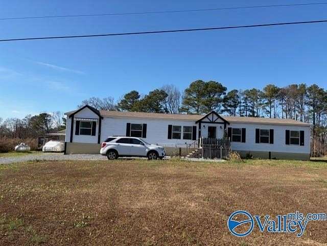 1.5 Acres of Residential Land with Home for Sale in Baileyton, Alabama