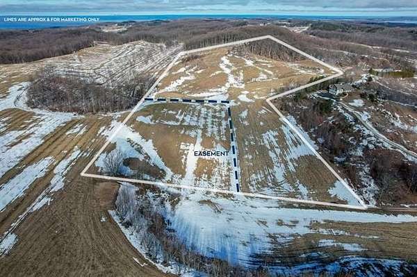 21.4 Acres of Land for Sale in Leelanau Township, Michigan