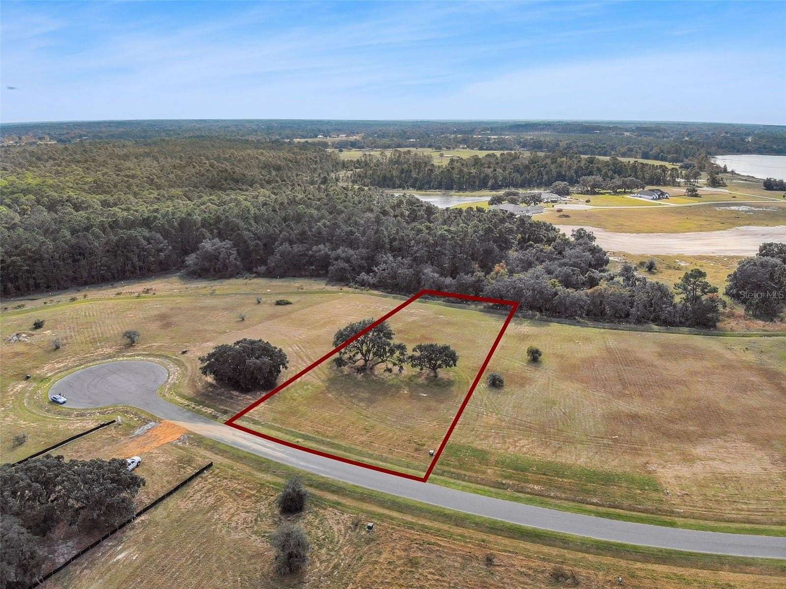 1 Acre of Residential Land for Sale in Umatilla, Florida