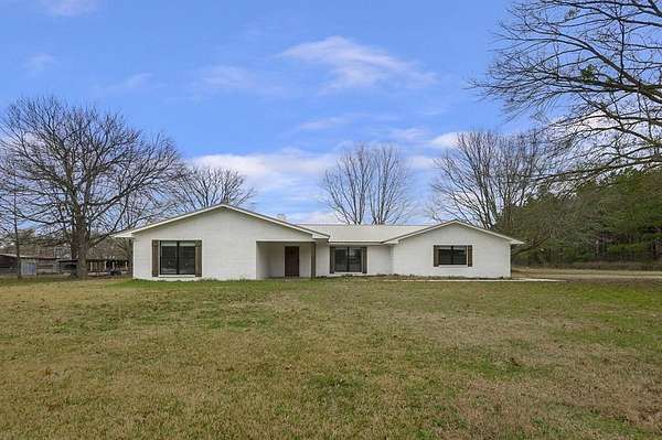 5 Acres of Land with Home for Sale in Tenaha, Texas