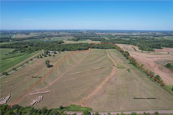 30.5 Acres of Agricultural Land for Sale in Easton, Missouri