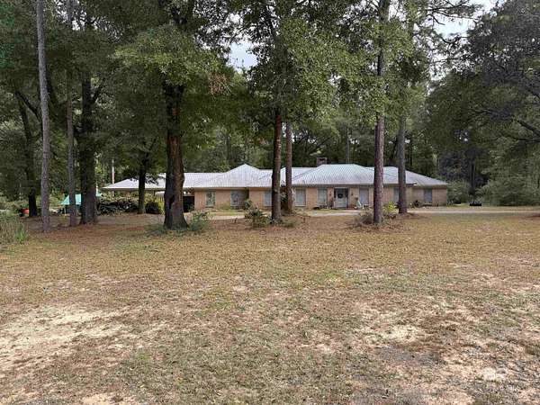 2 Acres of Residential Land with Home for Sale in Fairhope, Alabama