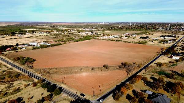 28 Acres of Land for Sale in Iowa Park, Texas