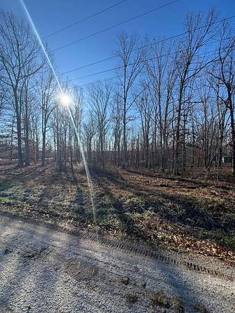 4.22 Acres of Residential Land for Sale in Hohenwald, Tennessee