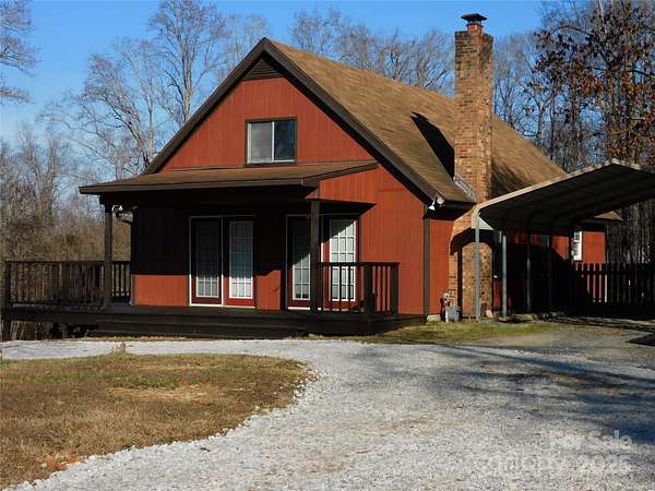 6.54 Acres of Residential Land with Home for Sale in York, South Carolina